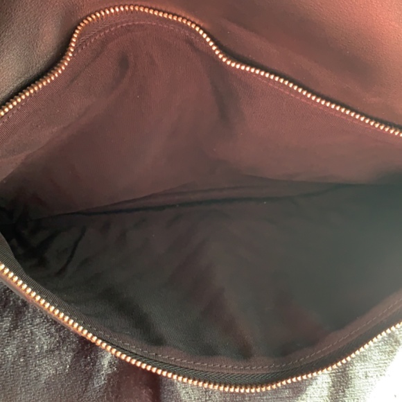 Chanel Chevon clutch - Picture 8 of 11